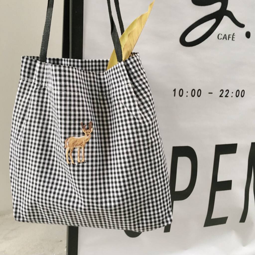 Checkered Tote Bag With Deer/Heart Logo By GY Studio ...