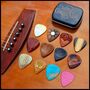 Acoustic Guitar Merry Christmas Tin Of 12 Picks, thumbnail 2 of 11