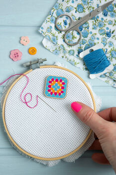 Granny Square Magnetic Needle Minder, 3 of 4