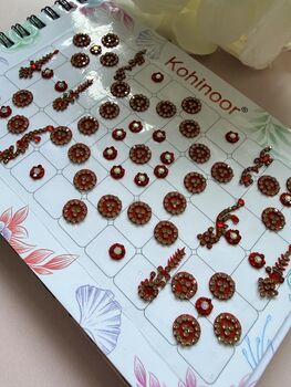 Assorted Designs Fancy Five Page Bindi Booklet, 4 of 9