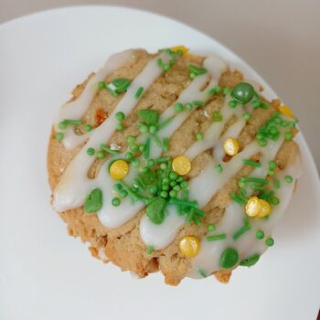 Apple Crumble And Custard Vegan Cookie Sandwich, 8 of 8