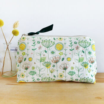 Meadow Mid Pouch, 2 of 8