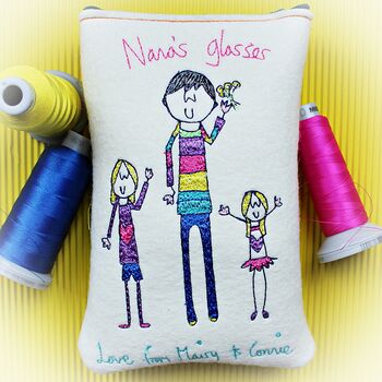 Personalised Embroidered Granny's Glasses Case, 3 of 12