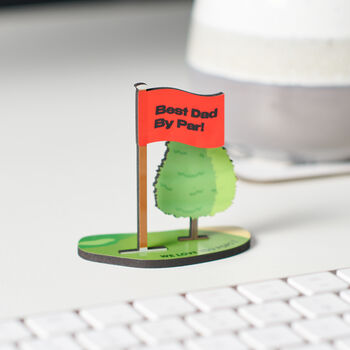 Personalised 'Best Dad By Par' Golf Desk Ornament, 3 of 3