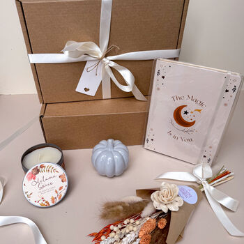 Cream Autumn Gift Set With Autumn Spice Candle, 2 of 3
