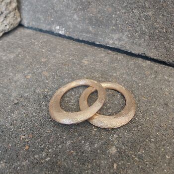 Textured Rough Shine Oval Shaped Gold Ring : Hubble Collection, 4 of 8