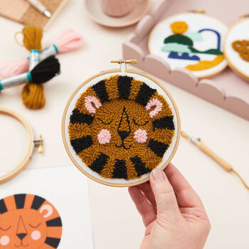 Punch Needle Lion Kit, 2 of 6