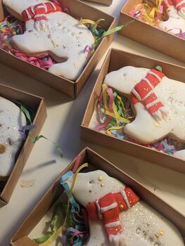 Hand Iced Personalised Polar Bear Biscuit Christmas Gift, 3 of 8