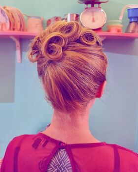 One Hour Vintage Hair Or Make Up Tutorial Experience In Margate, 3 of 9