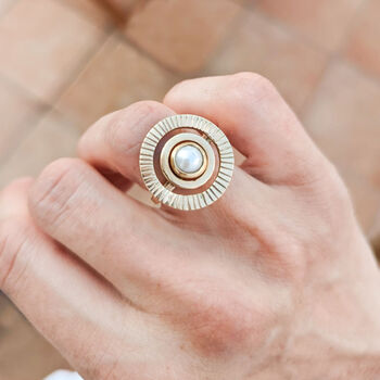 Mythos Helios Pearl And Gold Ring, 4 of 5