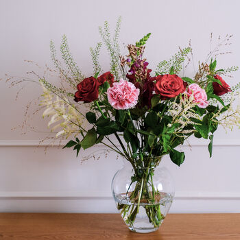 'The Love Spreader' Fresh Flower Letterbox Gift Supporting British Heart Foundation, 2 of 4