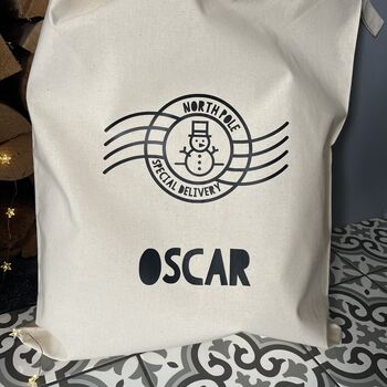 Personalised Special Delivery Gingerbread Man Christmas Sack, 4 of 4
