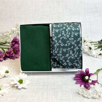 Dark Green Leaves Wedding Tie Set, 3 of 4