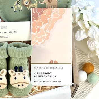 Giraffe Safari New Baby And New Parents Gift Set, 6 of 8