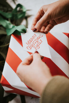 Personalised Christmas Gift Tag Place Setting, 2 of 5