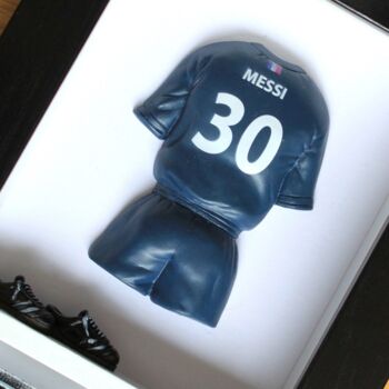 Football Legend KitBox: Lionel Messi: Paris St Germain, 2 of 6