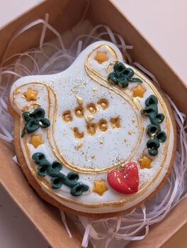 Hand Iced Personalised Be Lucky Horseshoe Biscuit Gift, 4 of 5