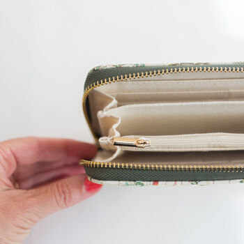 Whimsical Wallet, 5 of 6