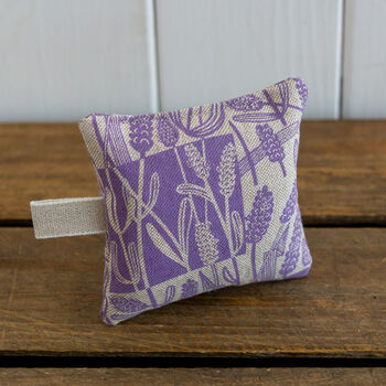 Set Of Two Lavender Bags With Hanging Loops, 2 of 4