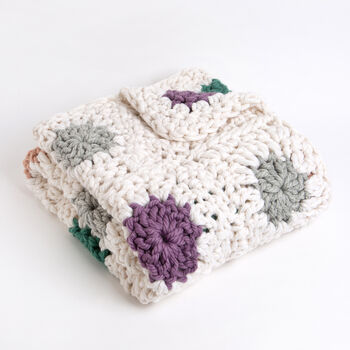 Jumbo Granny Square Blanket Easy Crochet Kit, 5 of 9