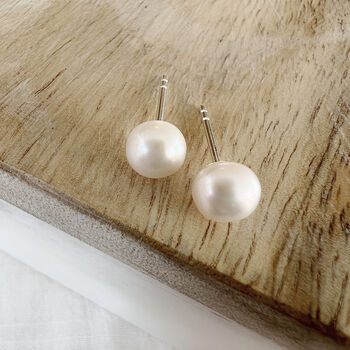 Pearl Studs, 3 of 4