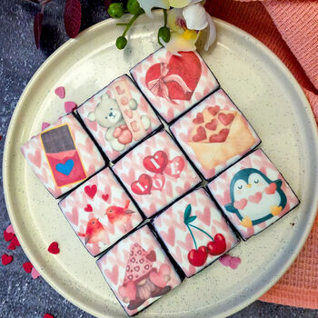 Valentine's Day Biscuits Gift Box, Nine Biscuits, 8 of 12