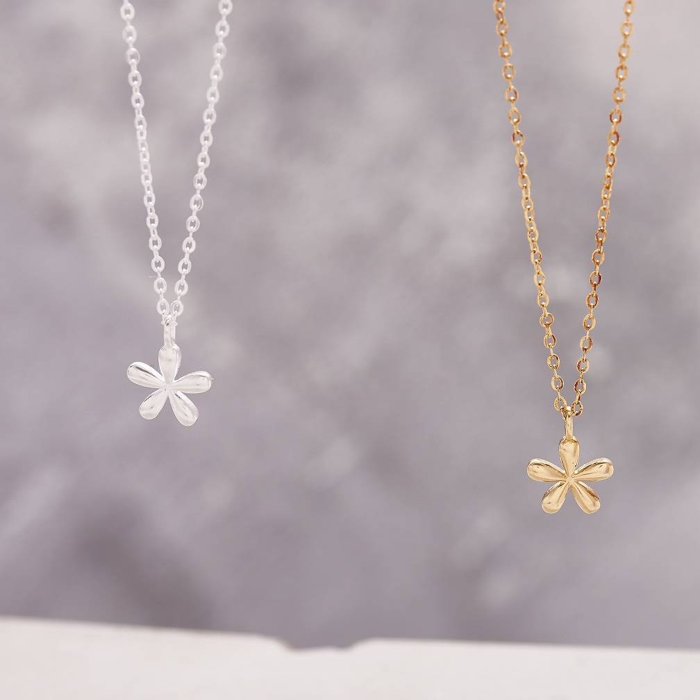 Sterling Silver Little Flower Necklace By attic