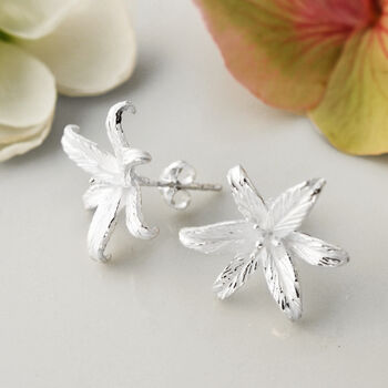 Sterling Silver Lily Flower Star Jewellery Set, 4 of 5