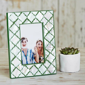 Fair Trade Kajol 6x4 Inch Mother Of Pearl Photo Frame, 4 of 8