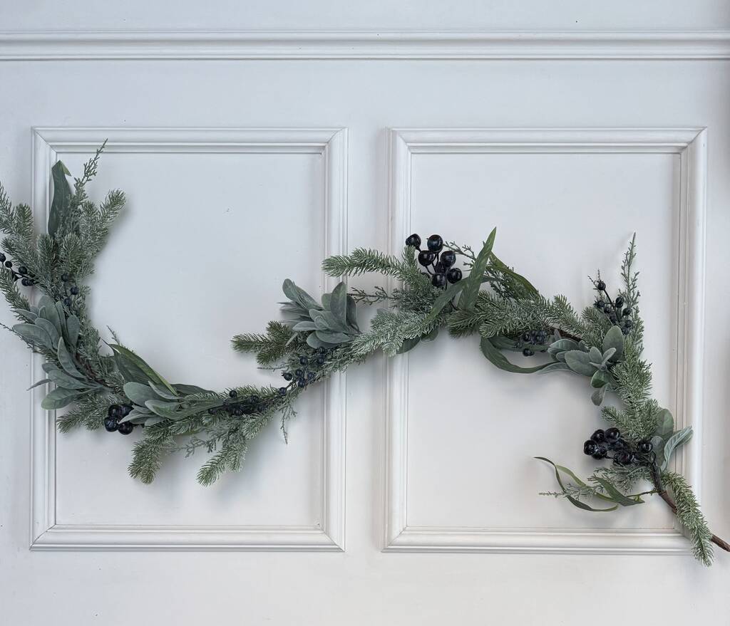 Winter Blueberry Garland, 1 of 2