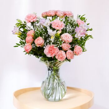 The 'Robyn' Guernsey Fresh Wildflower Bouquet, 3 of 3