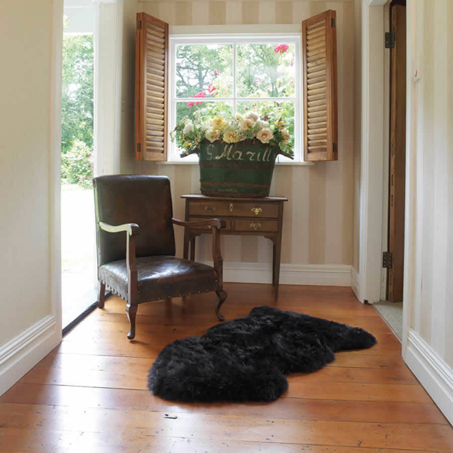Luxury Black Sheepskin Rugs By Cowshed Interiors Luxury Black Sheepskin Rugs
