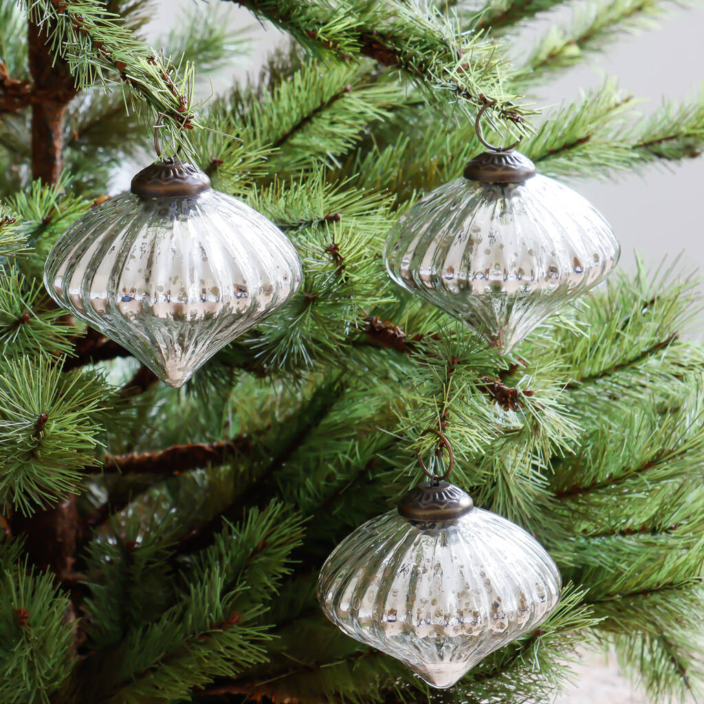 Ribbed glass christmas tree Clearance