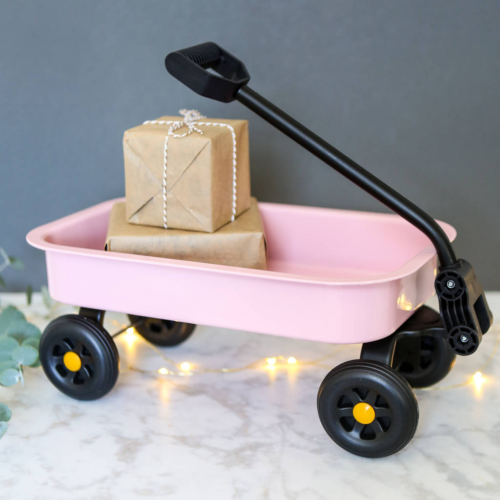 Traditional Little Pull Along Cart By Berylune