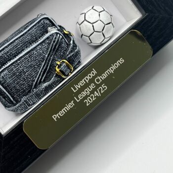 Premier League Champions 24/25 Liverpool Commemorative KitBox®, 3 of 5