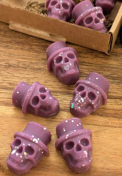Toffee Apple Skull Shaped Wax Melts For Halloween, 3 of 7