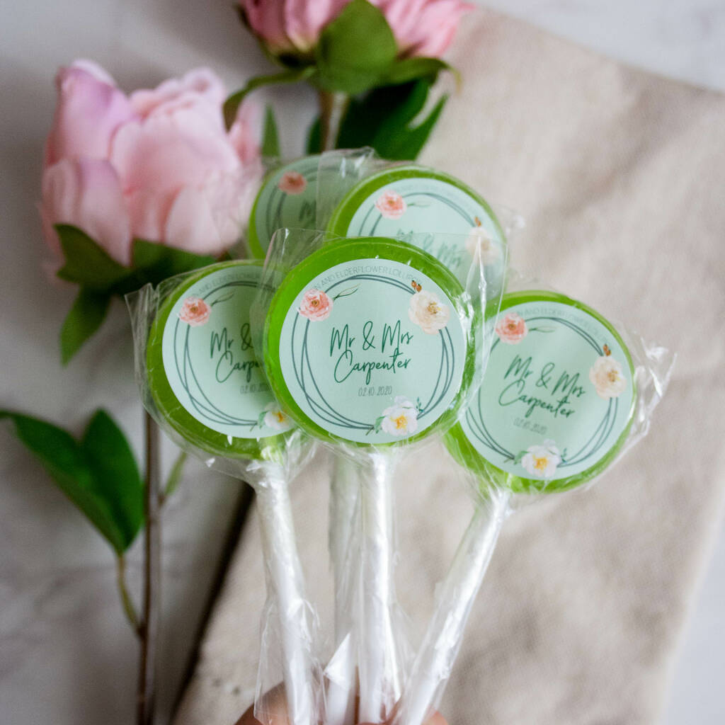 personalised floral wreath wedding favour lollipops by holly's lollies ...