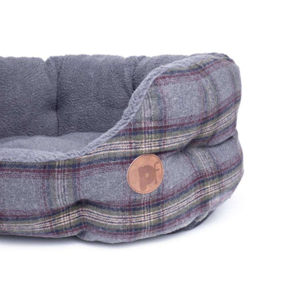 Grey Tweed Oval Dog Bed By Blackdown Lifestyle ...