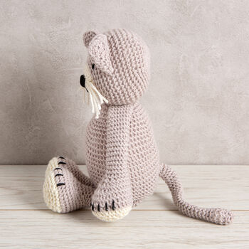 Chloe The Cat Easy Knitting Kit, 2 of 10