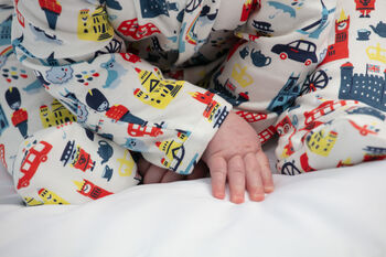 Newborn Babygrow | London Life, 3 of 12