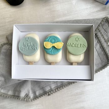 Personalised Bar Mitzvah Trio Of Cakesicles, 3 of 7