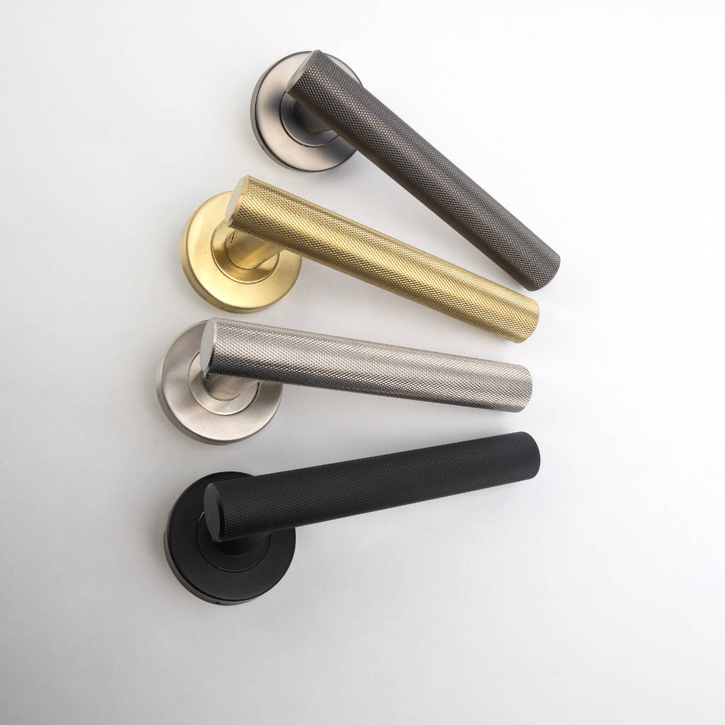 10 top tips for choosing front door handles