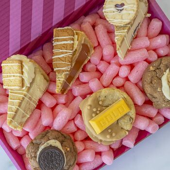 The Biscuit Deluxe Cookie And Cookie Pie Gift Box, 2 of 12