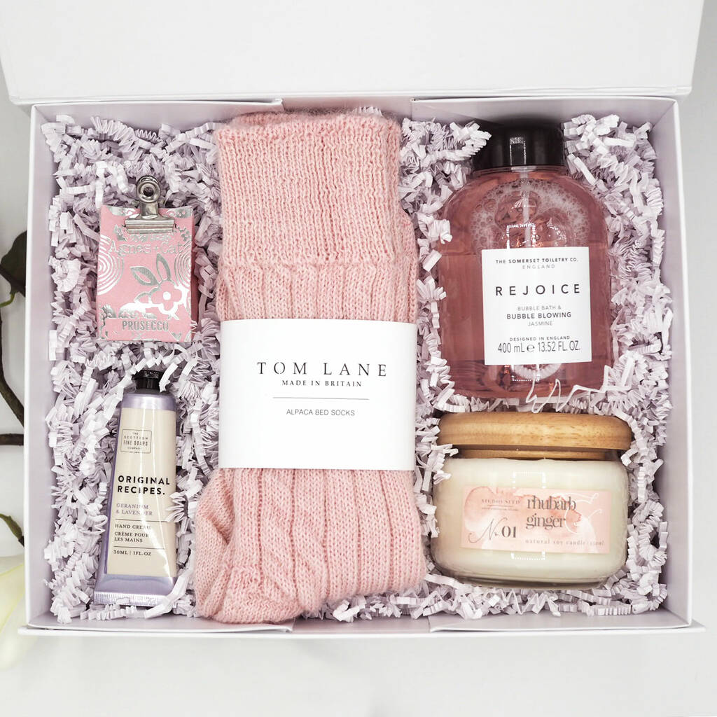 The Ultimate Pamper Gift Set For Her By Magic + Monroe