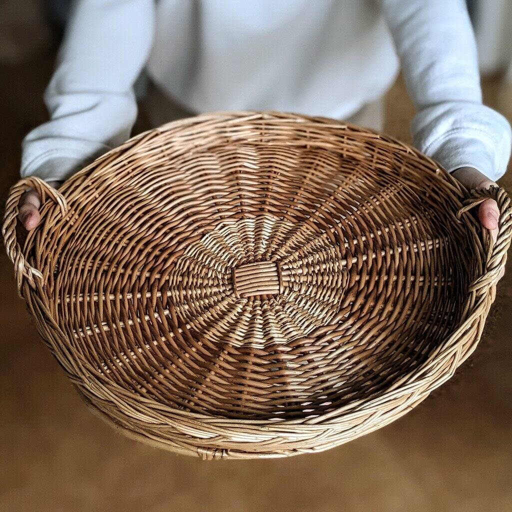Round Wicker Display Tray With Handles 42cm, 1 of 6