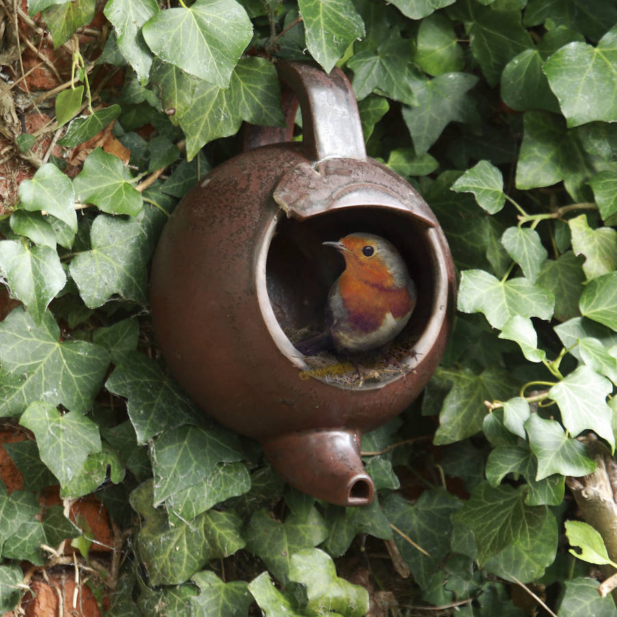 Robin Teapot Nester By London Garden Trading