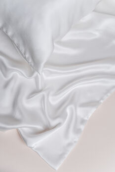 100% Mulberry Silk Pillowcase, One Piece, Pearl White, 2 of 5
