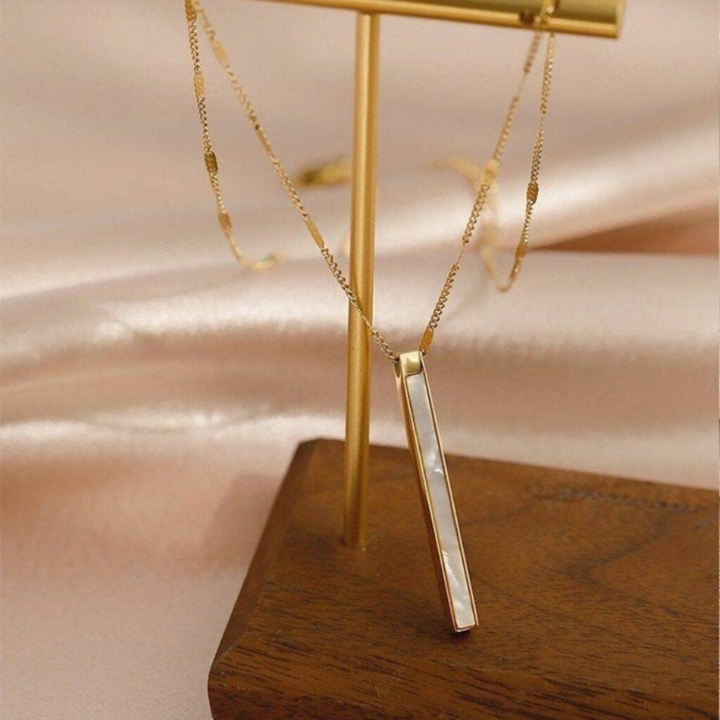 Vertical Long Bar Drop Pendant Lariat Necklace By The Colourful Aura
