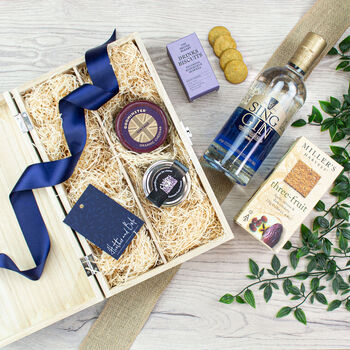 Sing Gin And Cheese Box, 5 of 7