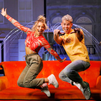 Friends™ 'The One In London' Experience For Two, 9 of 12